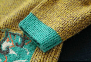 Áo khoác len đan dài tay cổ V hoa văn retro ba khuy - NU9282