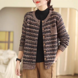 Áo khoác len đan dài tay cổ tròn kiểu sọc bện thừng - NU9225