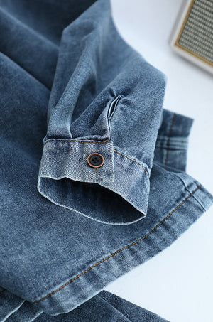 Áo khoác denim dài tau cổ đức một túi ngang nhỏ - A057