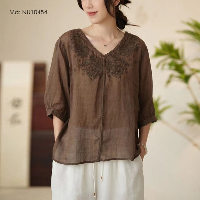 Áo sơ mi linen ngắn tay cổ V bo ren thêu hoa lá - NU10484