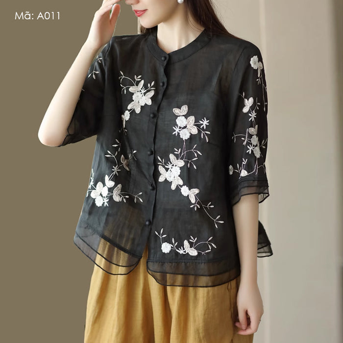 Áo sơ mi organza ngắn tay cổ tròn thêu hoa lá - A010