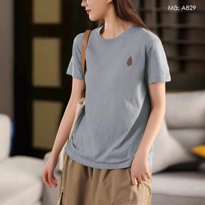 Áo T-shirt ngắn tay cổ tròn thêu chiếc lá - A829