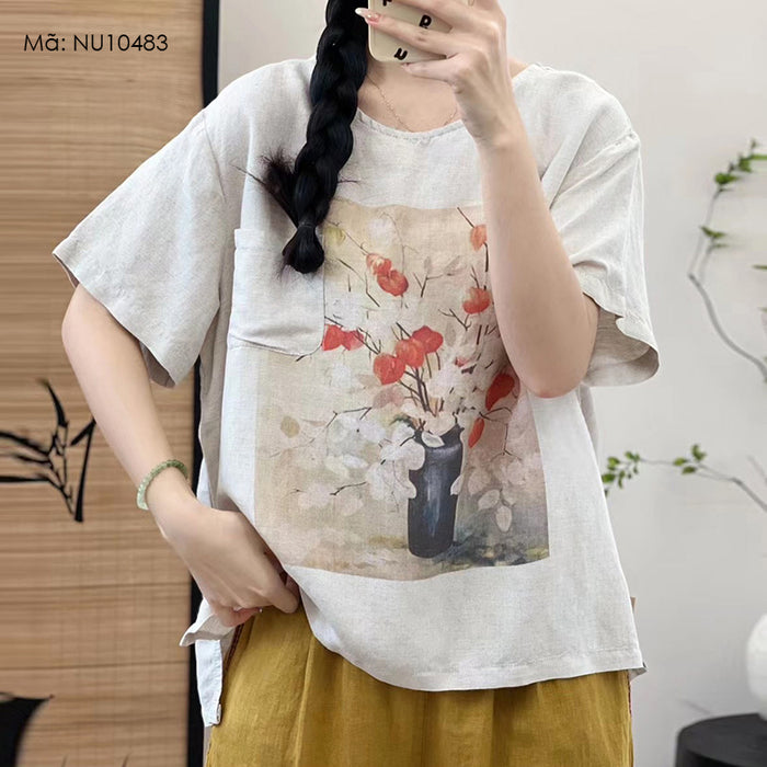 Áo T-shirt linen ngắn tay cổ tròn in tĩnh vật một túi - NU10483