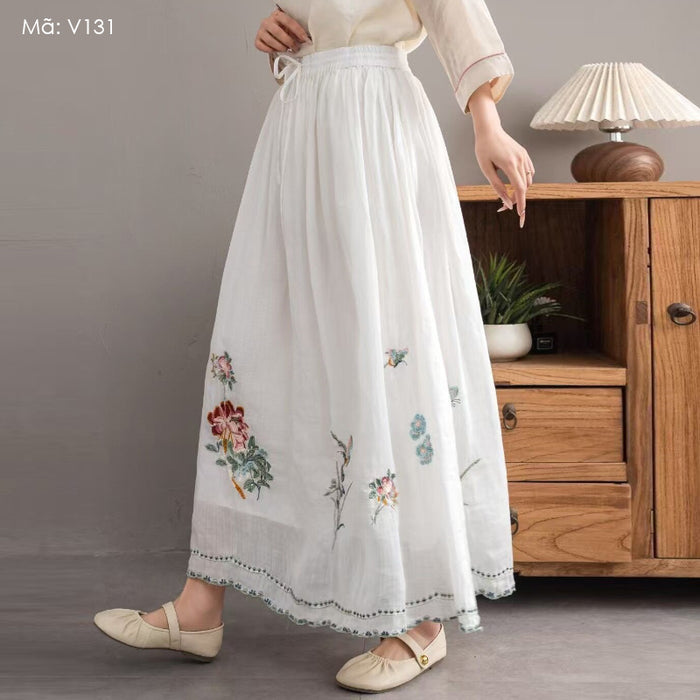 Chân váy linen lưng thun dây rút thêu hoa - V131