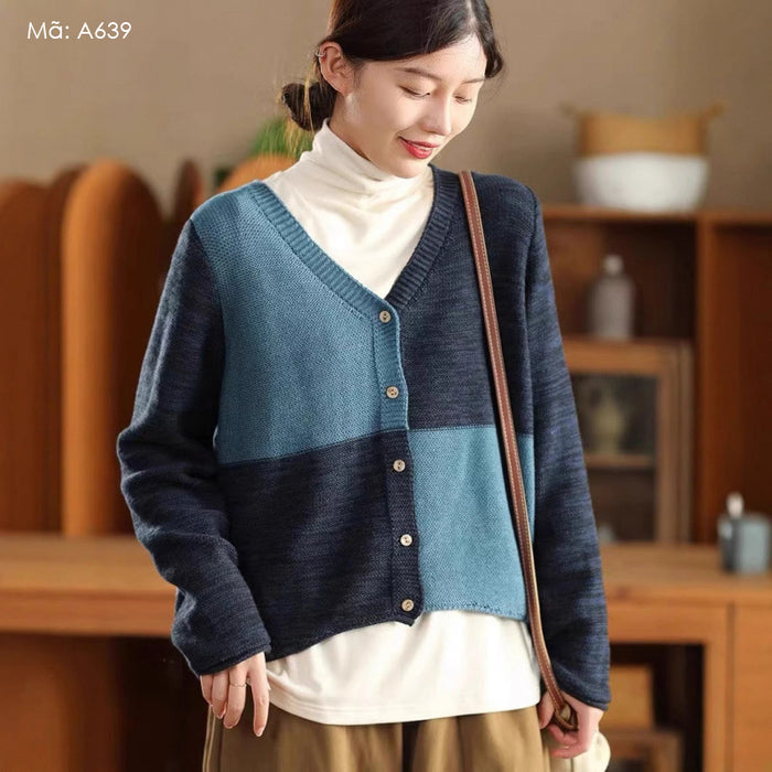 Áo khoác len cardigan dài tay cổ V hai mảng màu - A639