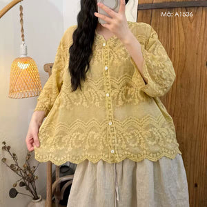 Áo sơ mi tay lửng thêu hoa văn - A1536