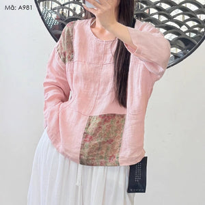 Áo T-shirt linen dài tay cổ tròn phối ô vuông hoa lá - A981