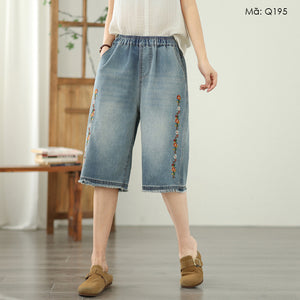 Quần sooc denim lưng thun thêu hoa đối xứng - Q195
