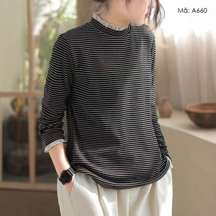 Áo T-shirt len dệt kim dài tay cổ lọ đính ren kẻ sọc - A660