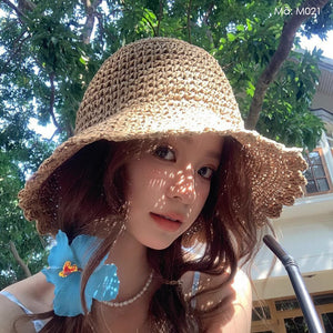 Mũ cói móc tay retro vành rộng kiểu khuyết sau - M021