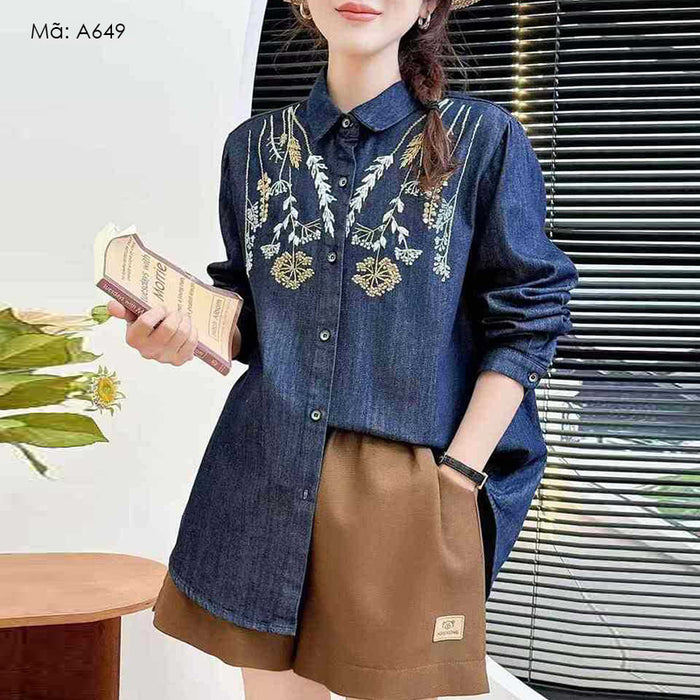 Áo sơ mi denim dài tay cổ đức thêu hoa lá đối xứng - A649