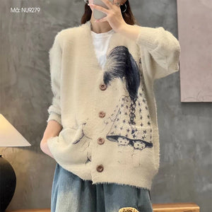 Áo khoác len cashmere dài tay cổ V in cô gái và chú thỏ - NU9279