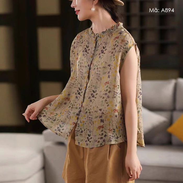 Áo sơ mi sát nách cổ V xếp ly in retro - A894