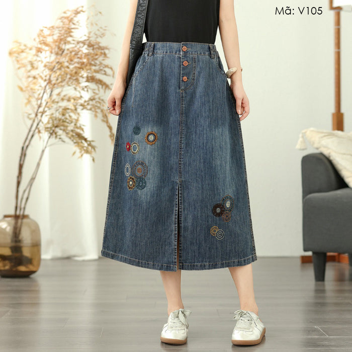 Chân váy denim lưng thun thêu những vòng tròn trừu tượng - V105