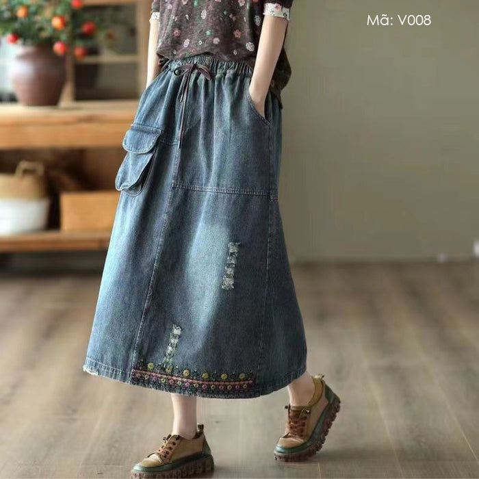 Chân váy denim lưng thun dây rút thêu hoa lá retro mài rách - V008