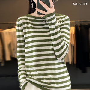 Áo len dài tay cổ tròn kẻ sọc - A1194