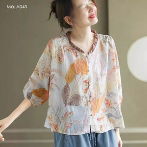 Áo sơ mi linen ngắn tay cổ V xếp ly in hoa lá retro - A043