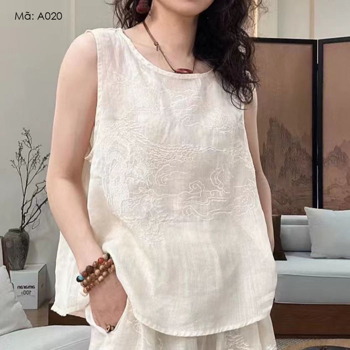 Áo T-shirt linen sát nách cổ tròn thêu mây vờn - A020