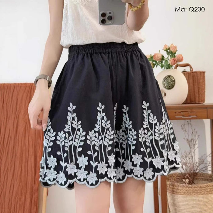 Quần sooc linen lưng thun thêu hoa lá nổi - Q230