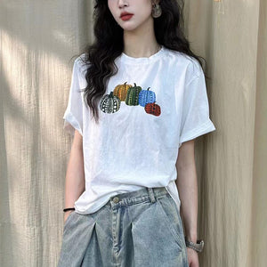 Áo T-shirt ngắn tay cổ tròn in bí ngô - NU10224