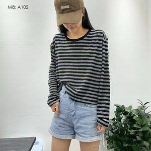 Áo T-shirt dài tay cổ tròn kẻ sọc - A101