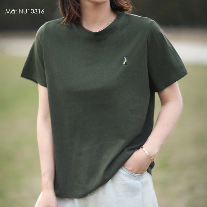 Áo T-shirt ngắn tay cổ tròn thêu hai người - A021