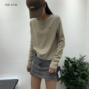 Áo T-shirt dài tay cổ tròn thêu chữ SET - A141