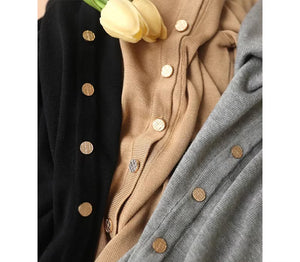 Áo khoác len cardigan dệp kim dài tay cổ tròn nút vàng - NU9299