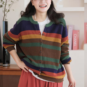 Áo khoác len đan cardigan dài tay cổ tròn kẻ sọc cầu vồng - NU9313