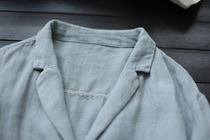 Áo khoác vest linen dài tay hai túi tròn in hoa lá - NU7873