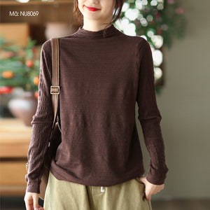 Áo T-shirt dệt kim dài tay cổ cao kiểu sọc nổi  - NU8069