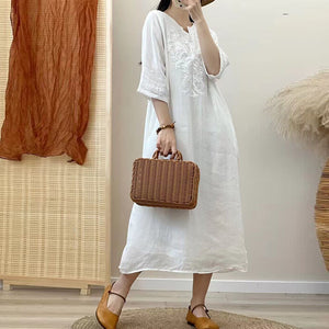 Đầm liền linen cổ tròn xẻ V ngắn tay thêu hoa văn retro - NU8598